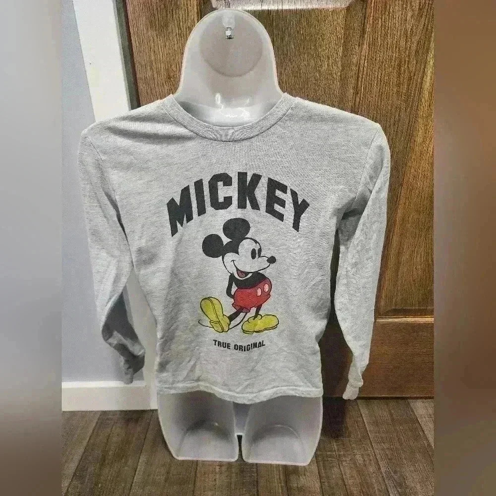Disney Boys Mickey Mouse grey long sleeved T shirt size Small  Cotton/polyester